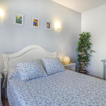 Le Blanc By Hello Homes